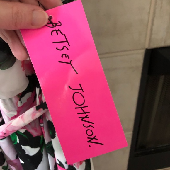 Betsey Johnson Floral Dress - Picture 4 of 12